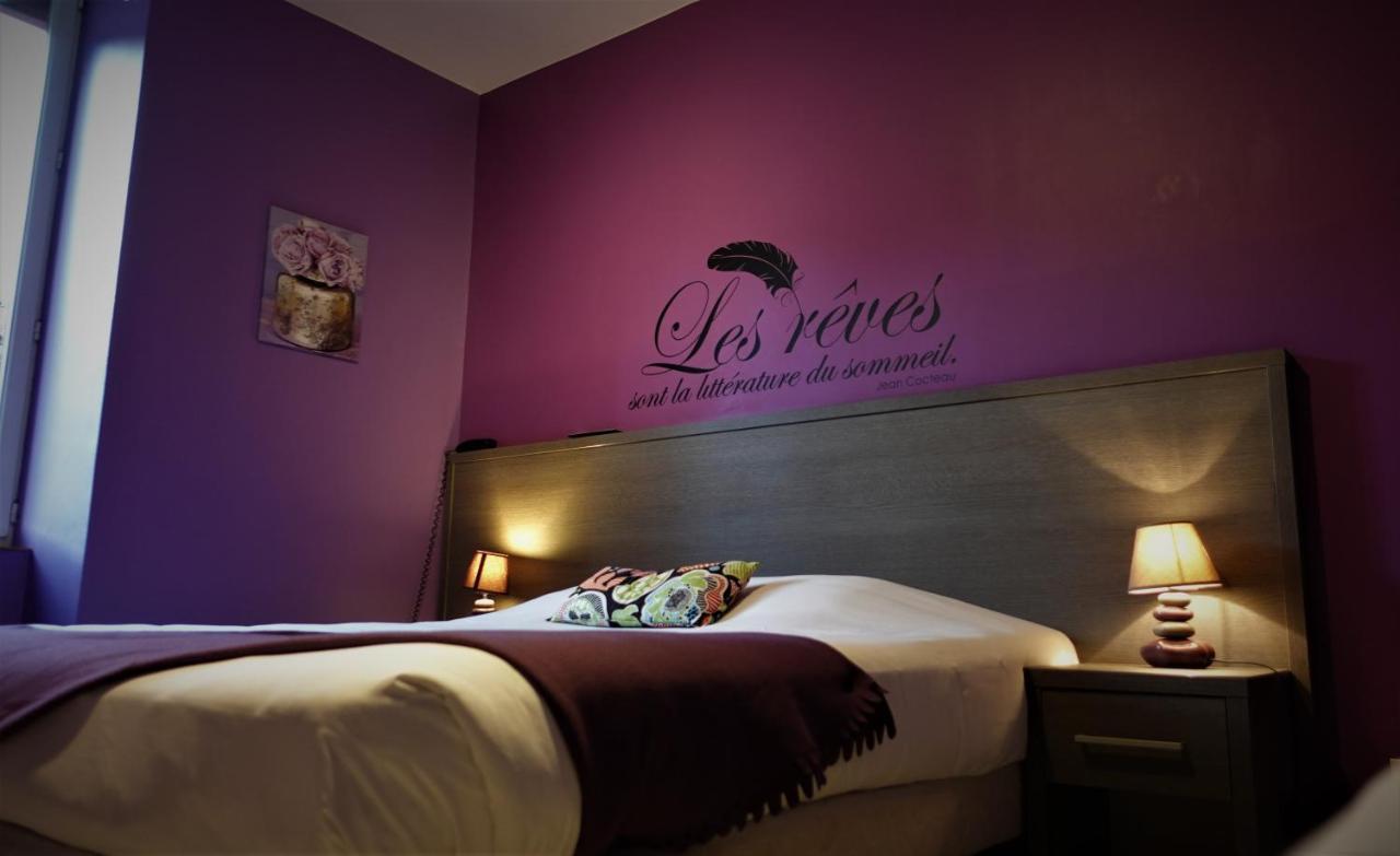 Hotel-Restaurant Des Voyageurs Le Cheylard エクステリア 写真