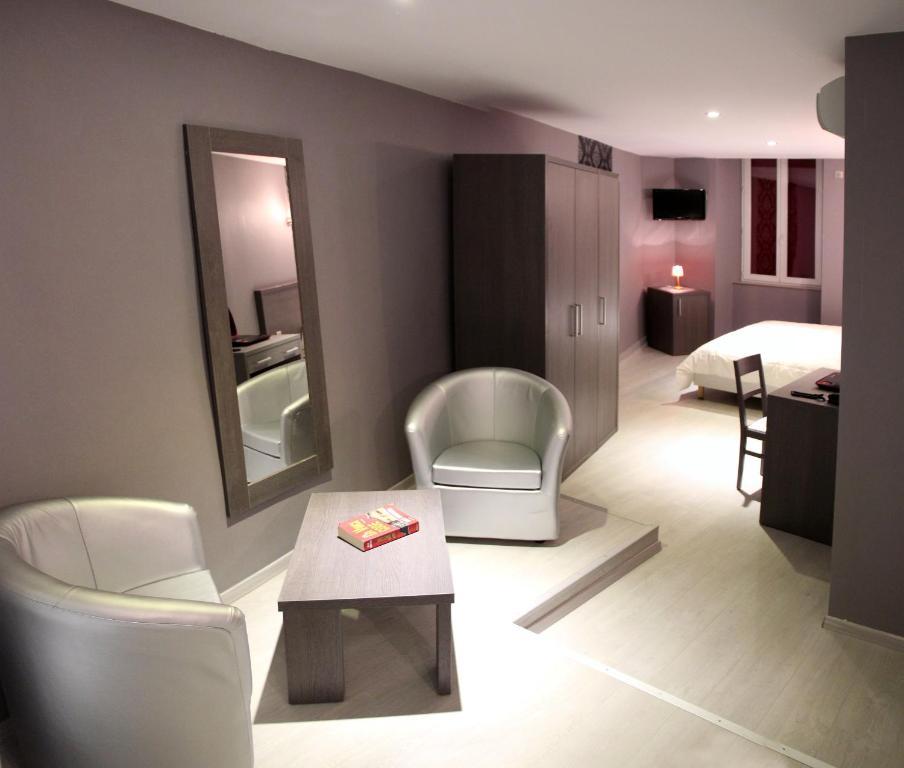 Hotel-Restaurant Des Voyageurs Le Cheylard 部屋 写真